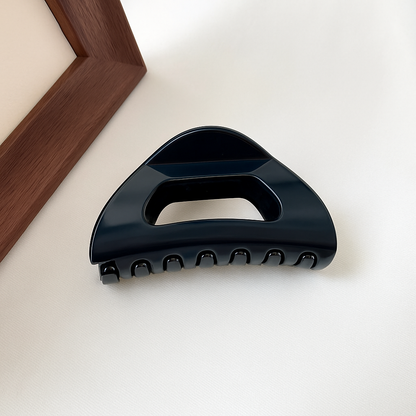 MamaSafe Clip - Gentle Care, Unbreakable Strength.